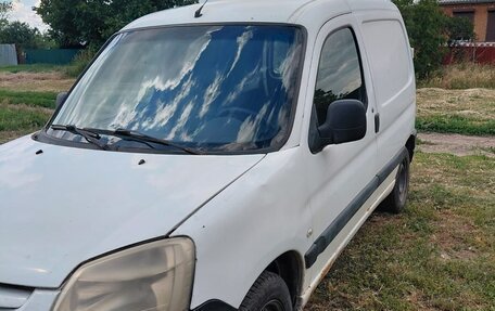 Peugeot Partner II рестайлинг 2, 2005 год, 300 000 рублей, 3 фотография