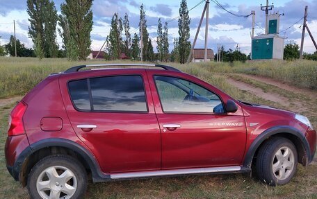 Renault Sandero I, 2013 год, 680 000 рублей, 3 фотография