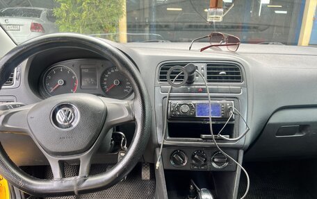 Volkswagen Polo VI (EU Market), 2017 год, 410 000 рублей, 5 фотография