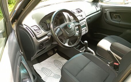 Skoda Fabia II, 2011 год, 630 000 рублей, 14 фотография