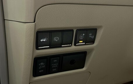 Nissan Patrol, 2014 год, 2 590 000 рублей, 18 фотография