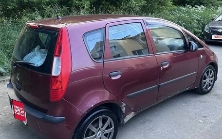 Mitsubishi Colt VI рестайлинг, 2006 год, 270 000 рублей, 2 фотография