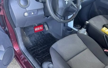 Mitsubishi Colt VI рестайлинг, 2006 год, 270 000 рублей, 19 фотография