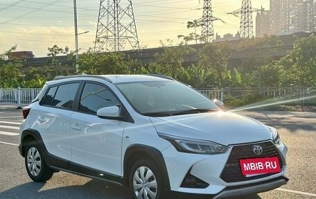 Toyota Yaris XP150 рестайлинг, 2021 год, 1 030 000 рублей, 2 фотография