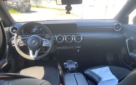 Mercedes-Benz CLA, 2019 год, 2 500 000 рублей, 11 фотография