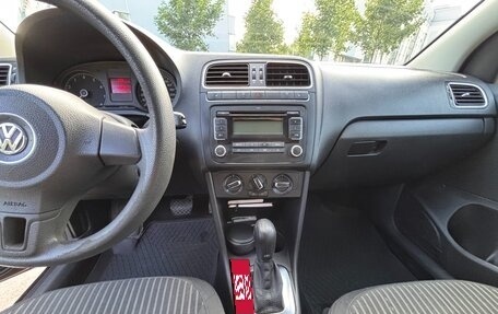 Volkswagen Polo VI (EU Market), 2011 год, 745 000 рублей, 16 фотография