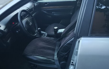 Audi A4, 1998 год, 320 000 рублей, 9 фотография