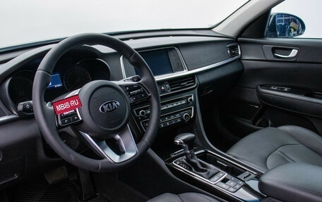 KIA Optima IV, 2018 год, 1 700 000 рублей, 10 фотография