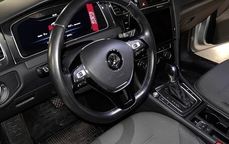 Volkswagen Golf VII, 2018 год, 1 350 000 рублей, 10 фотография