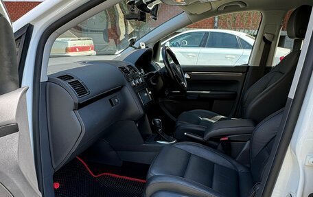 Volkswagen Touran III, 2015 год, 1 240 000 рублей, 7 фотография