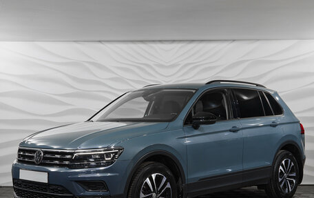 Volkswagen Tiguan II, 2019 год, 2 300 000 рублей, 1 фотография