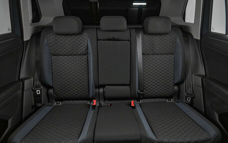 Volkswagen Tiguan II, 2019 год, 2 300 000 рублей, 20 фотография