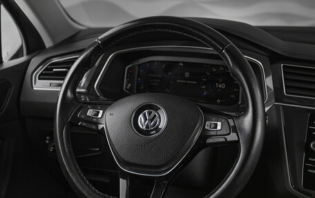 Volkswagen Tiguan II, 2019 год, 2 300 000 рублей, 15 фотография