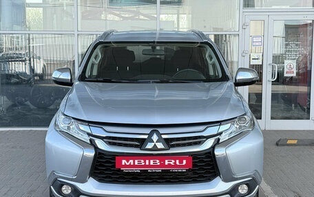 Mitsubishi Pajero Sport III рестайлинг, 2018 год, 2 699 000 рублей, 3 фотография