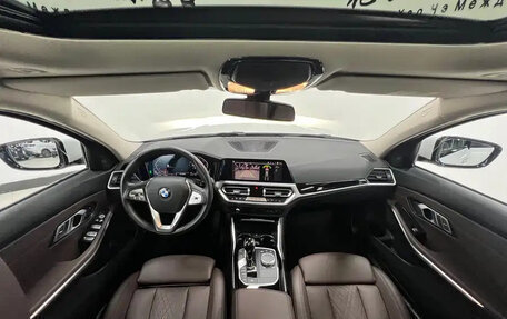 BMW 3 серия, 2022 год, 2 673 000 рублей, 9 фотография