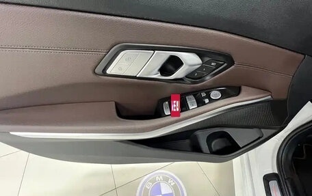 BMW 3 серия, 2022 год, 2 673 000 рублей, 19 фотография