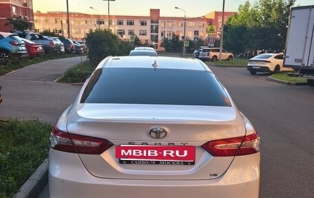 Toyota Camry, 2018 год, 2 650 000 рублей, 13 фотография