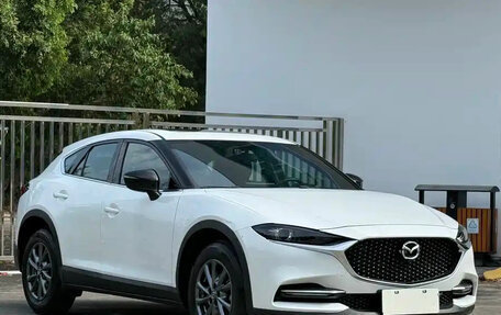 Mazda CX-4, 2022 год, 1 741 000 рублей, 3 фотография