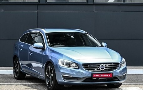 Volvo V60 I, 2013 год, 1 378 000 рублей, 1 фотография