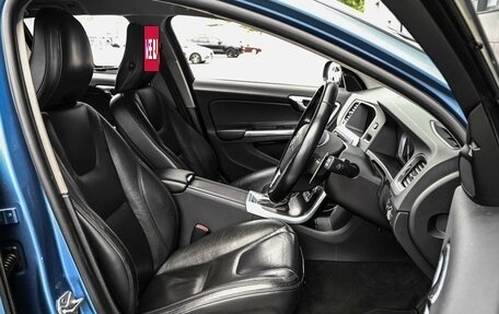 Volvo V60 I, 2013 год, 1 378 000 рублей, 10 фотография