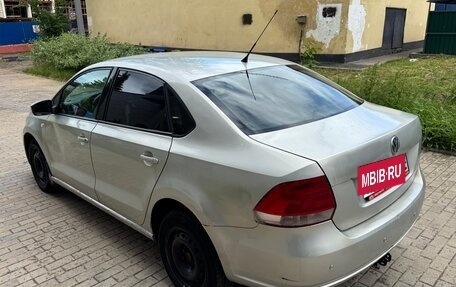 Volkswagen Polo VI (EU Market), 2012 год, 350 000 рублей, 4 фотография
