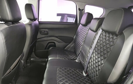 Mitsubishi Outlander III рестайлинг 3, 2011 год, 1 025 000 рублей, 12 фотография