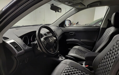 Mitsubishi Outlander III рестайлинг 3, 2011 год, 1 025 000 рублей, 16 фотография