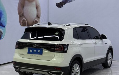 Volkswagen T-Cross I, 2022 год, 1 324 000 рублей, 5 фотография