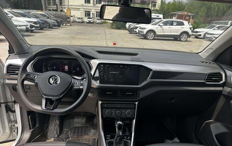Volkswagen T-Cross I, 2022 год, 1 554 000 рублей, 7 фотография