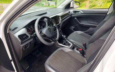 Volkswagen T-Cross I, 2023 год, 1 598 000 рублей, 7 фотография