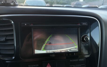 Mitsubishi Outlander III рестайлинг 3, 2013 год, 1 575 000 рублей, 18 фотография