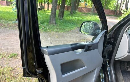 Volkswagen Caravelle T5, 2009 год, 1 750 000 рублей, 10 фотография