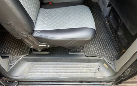 Volkswagen Caravelle T5, 2009 год, 1 750 000 рублей, 13 фотография
