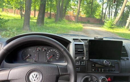 Volkswagen Caravelle T5, 2009 год, 1 750 000 рублей, 7 фотография
