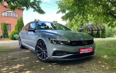 Volkswagen Passat B8 рестайлинг, 2021 год, 2 450 000 рублей, 1 фотография