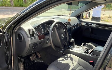 Volkswagen Touareg III, 2005 год, 880 000 рублей, 4 фотография