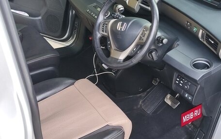 Honda Freed I, 2013 год, 949 999 рублей, 13 фотография