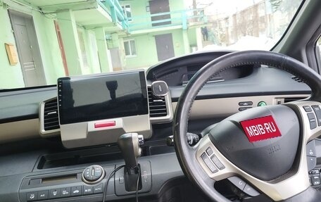 Honda Freed I, 2013 год, 949 999 рублей, 12 фотография