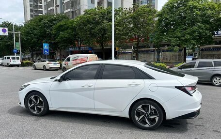Hyundai Elantra, 2022 год, 1 320 000 рублей, 4 фотография