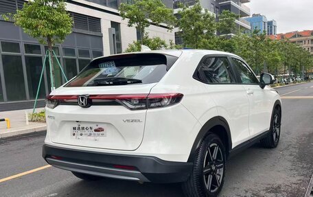 Honda Vezel, 2023 год, 1 610 000 рублей, 4 фотография