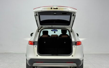 Honda Vezel, 2023 год, 1 630 000 рублей, 9 фотография