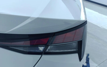 Hyundai Elantra, 2022 год, 1 330 000 рублей, 5 фотография