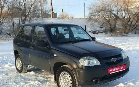Chevrolet Niva I рестайлинг, 2011 год, 300 000 рублей, 5 фотография