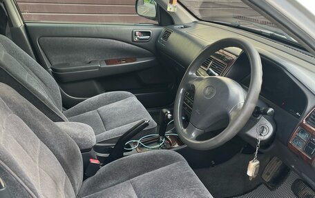 Toyota Carina, 2001 год, 500 000 рублей, 5 фотография