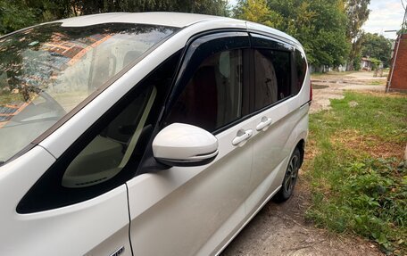 Honda Freed II, 2016 год, 1 400 000 рублей, 5 фотография