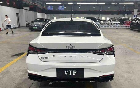 Hyundai Elantra, 2022 год, 1 350 000 рублей, 5 фотография