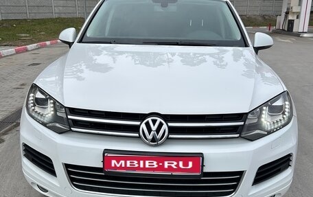 Volkswagen Touareg III, 2014 год, 2 695 000 рублей, 1 фотография