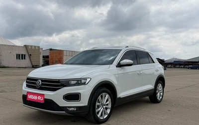 Volkswagen T-Roc I, 2022 год, 1 713 700 рублей, 1 фотография
