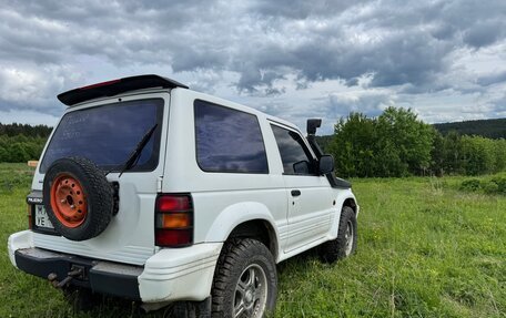 Mitsubishi Pajero III рестайлинг, 1992 год, 520 000 рублей, 3 фотография