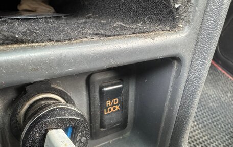 Mitsubishi Pajero III рестайлинг, 1992 год, 520 000 рублей, 19 фотография